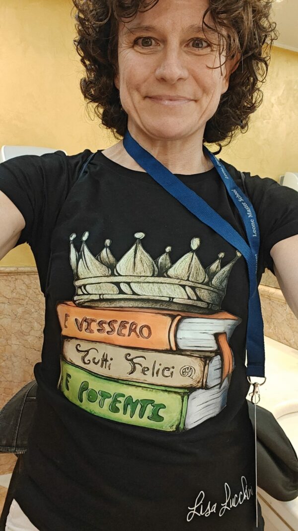 Maglietta "e vissero tutti felici e potenti" - immagine 3